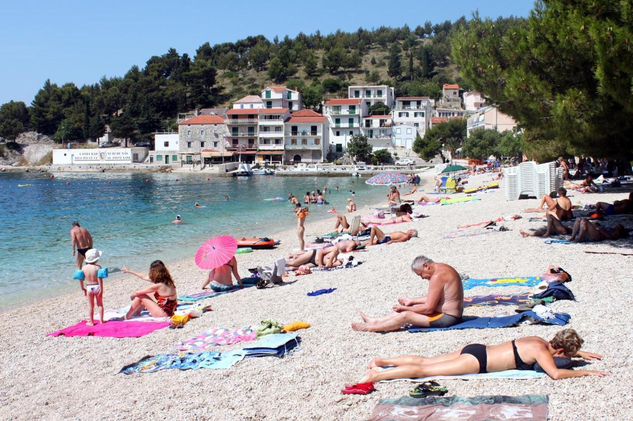 Apartments By The Sea Drvenik Donja Vala, Makarska - 6701 Exterior foto